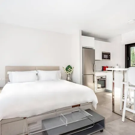 Apartmán By Riva - Chic, Contemporary In Puerto Banus Gardens