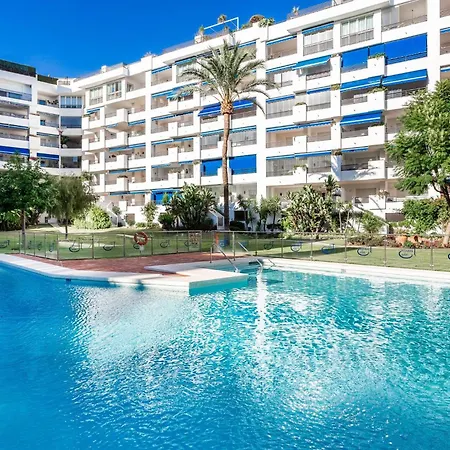 By Riva - Chic, Contemporary In Puerto Banus Gardens * 마르베야