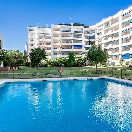 아파트 By Riva - Chic, Contemporary In Puerto Banus Gardens 마르베야