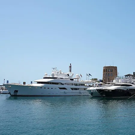 By Riva - Chic, Contemporary In Puerto Banus Gardens Μαρμπέλλα