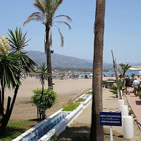 By Riva - Chic, Contemporary In Puerto Banus Gardens * Μαρμπέλλα