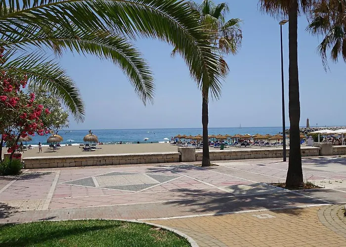 By Riva - Chic, Contemporary In Puerto Banus Gardens Apartmán *